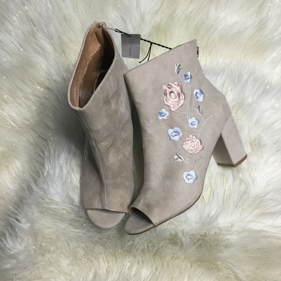 New York & Company Shoes - New NEW YORK & COMPANY Peep Toe Boots Size 9